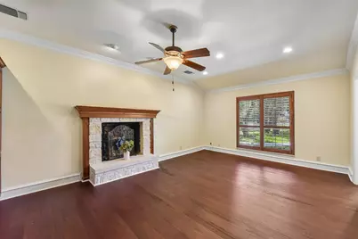 1915 Oak Forest Drive, Round Rock, TX 78681 - Photo 13