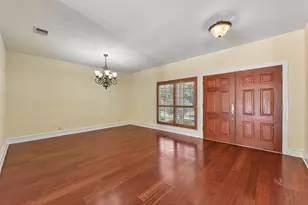 1915 Oak Forest Dr, Round Rock, TX 78681 - Photo 7