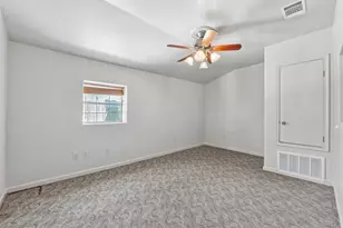 1915 Oak Forest Dr, Round Rock, TX 78681 - Photo 35