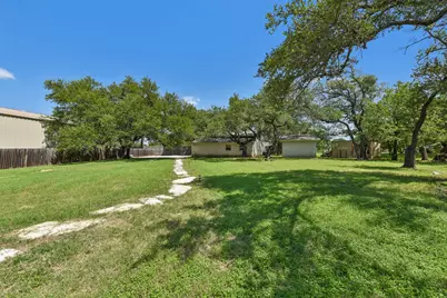1915 Oak Forest Drive, Round Rock, TX 78681 - Photo 35