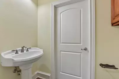 1915 Oak Forest Drive, Round Rock, TX 78681 - Photo 11