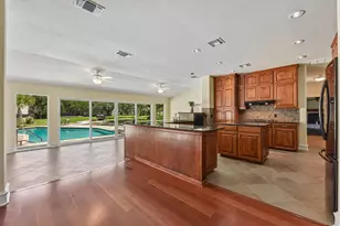 1915 Oak Forest Dr, Round Rock, TX 78681 - Photo 9