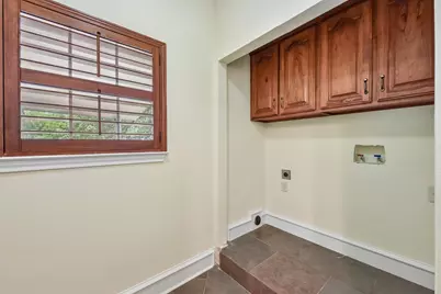 1915 Oak Forest Drive, Round Rock, TX 78681 - Photo 9