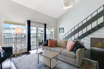 1818 S Lakeshore Boulevard #32, Austin, TX 78741 - Photo 1