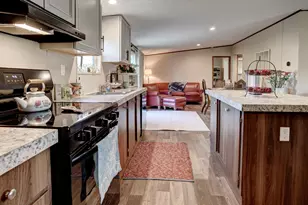 235 Pinehill Dr, Bastrop, TX 78602 - Photo 21