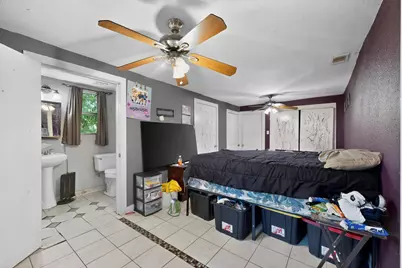1302 1/2 Walnut Avenue E #2, Austin, TX 78702 - Photo 25