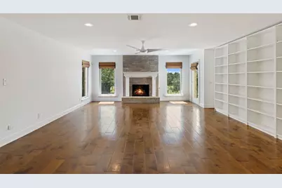 17 Hedgebrook Way, The Hills, TX 78738 - Photo 17