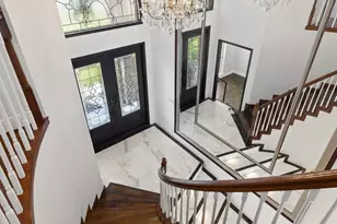 17 Hedgebrook Way, The Hills, TX 78738 - Photo 3