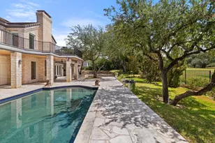17 Hedgebrook Way, The Hills, TX 78738 - Photo 33