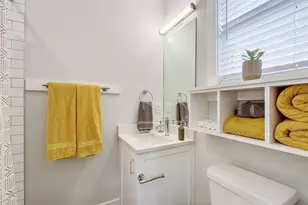 1909 Willow St, Austin, TX 78702 - Photo 15
