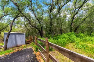 408 Breezing Ln, Spicewood, TX 78669 - Photo 29