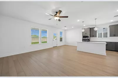 16824 Bustillos Pass, Manor, TX 78653 - Photo 3