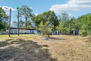 126 Market St, Bastrop, TX 78602 - Photo 27