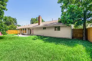 2013 Southern Oaks Dr, Austin, TX 78745 - Photo 11