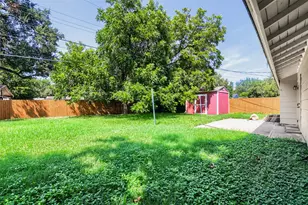 2013 Southern Oaks Dr, Austin, TX 78745 - Photo 9