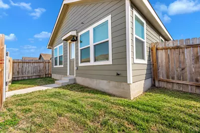 250 Alamito Avenue, Kyle, TX 78640 - Photo 15