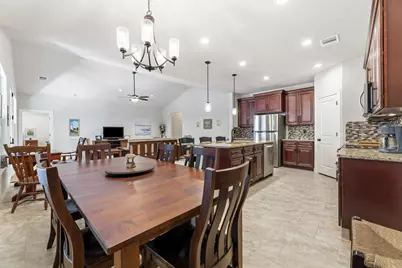 18817 Kelly Drive, Lago Vista, TX 78645 - Photo 17