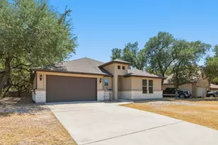 18817 Kelly Dr, Lago Vista, TX 78645 - Photo 3