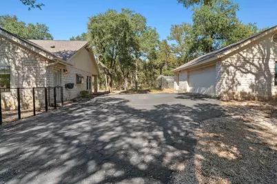 128 Mockingbird Lane, Georgetown, TX 78633 - Photo 5