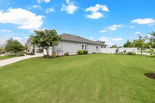 234 Appleberry Ln, Elgin, TX 78621 - Photo 27
