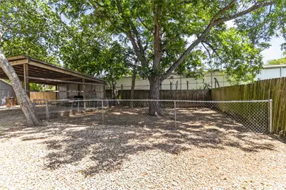 217 N Bishop Street, San Marcos, TX 78666 - Photo 31