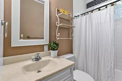 217 N Bishop Street, San Marcos, TX 78666 - Photo 23