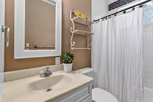 217 N Bishop St, San Marcos, TX 78666 - Photo 23