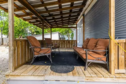 217 N Bishop Street, San Marcos, TX 78666 - Photo 25