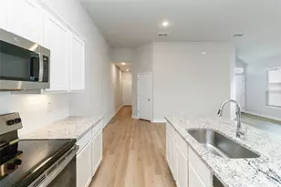 943 Staglin St, Buda, TX 78610 - Photo 25