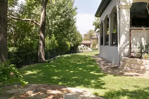 110 Golden Bear Dr, Austin, TX 78738 - Photo 27