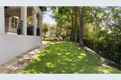 110 Golden Bear Drive, Austin, TX 78738 - Photo 29