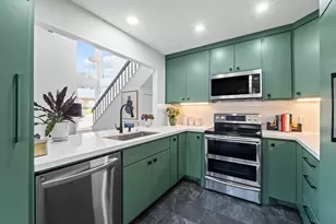 2528 Stoutwood Cir, Austin, TX 78745 - Photo 9