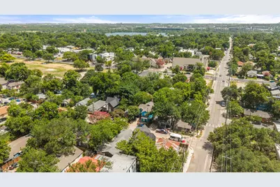 2202 Santa Rita Street, Austin, TX 78702 - Photo 7
