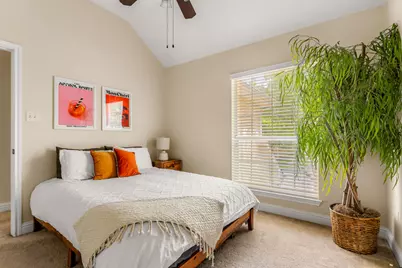 1821 Village Oak Court, Austin, TX 78704 - Photo 27