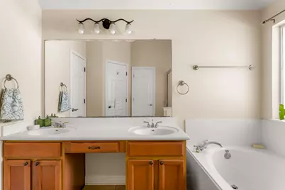 1821 Village Oak Court, Austin, TX 78704 - Photo 23