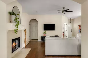 1821 Village Oak Ct, Austin, TX 78704 - Photo 5