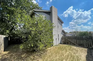 8810 Springmail Cir, Austin, TX 78729 - Photo 25