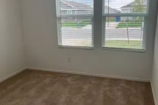 2215 Cyclone Dr, Lockhart, TX 78644 - Photo 11