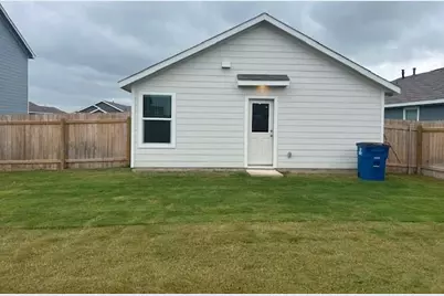 2215 Cyclone Drive, Lockhart, TX 78644 - Photo 15