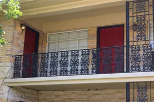 301 E 34th St, Austin, TX 78705 - Photo 3