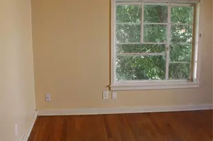 301 E 34th St, Austin, TX 78705 - Photo 21