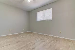 12824 Tomanet Trail, Austin, TX 78727 - Photo 11