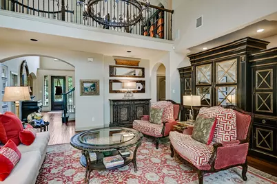 5821 Kempson Drive, Austin, TX 78735 - Photo 9