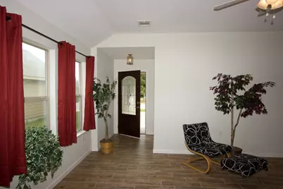 7304 S Glenn Street, Austin, TX 78744 - Photo 9