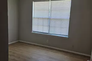 1011 Ridgemont St, Round Rock, TX 78664 - Photo 9