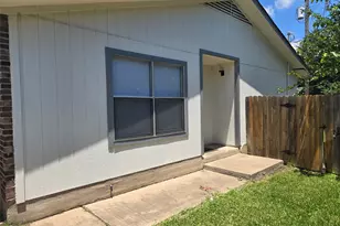 1011 Ridgemont St, Round Rock, TX 78664 - Photo 5