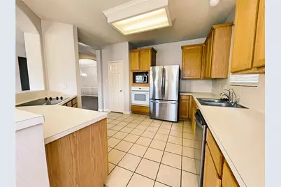 2059 Carlisle Castle Drive, New Braunfels, TX 78130 - Photo 13