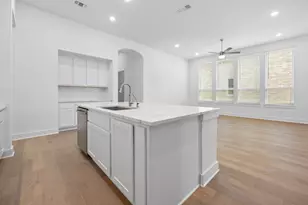1708 Crimson Sunset Dr, Georgetown, TX 78628 - Photo 5