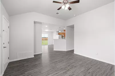 407 E Pietzsch Street, Bartlett, TX 76511 - Photo 11