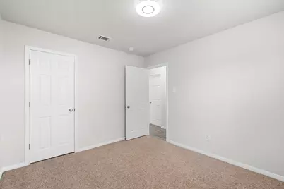 407 E Pietzsch Street, Bartlett, TX 76511 - Photo 37